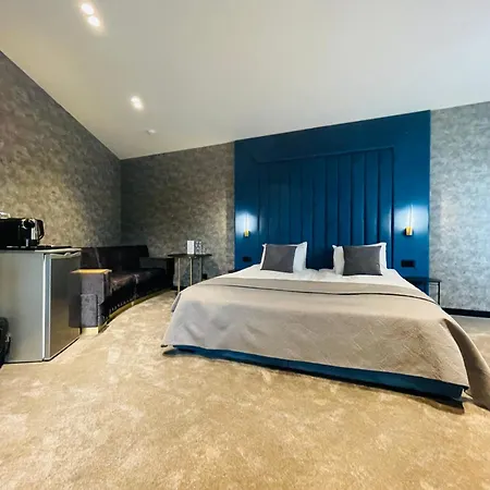 Hotel Lotus Luxury Warna