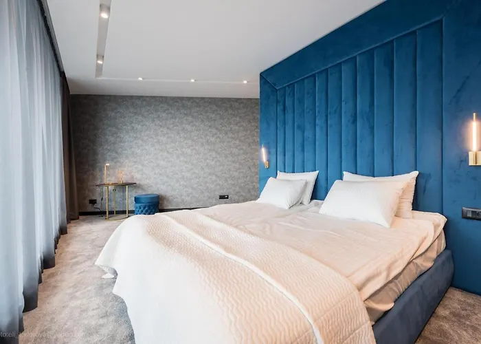 Hotel Lotus Luxury *