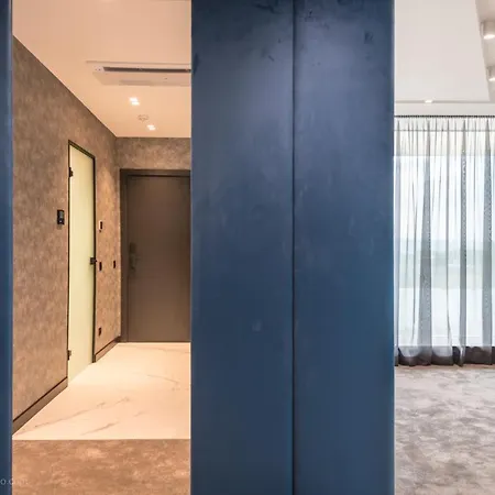 Lotus Luxury Otel